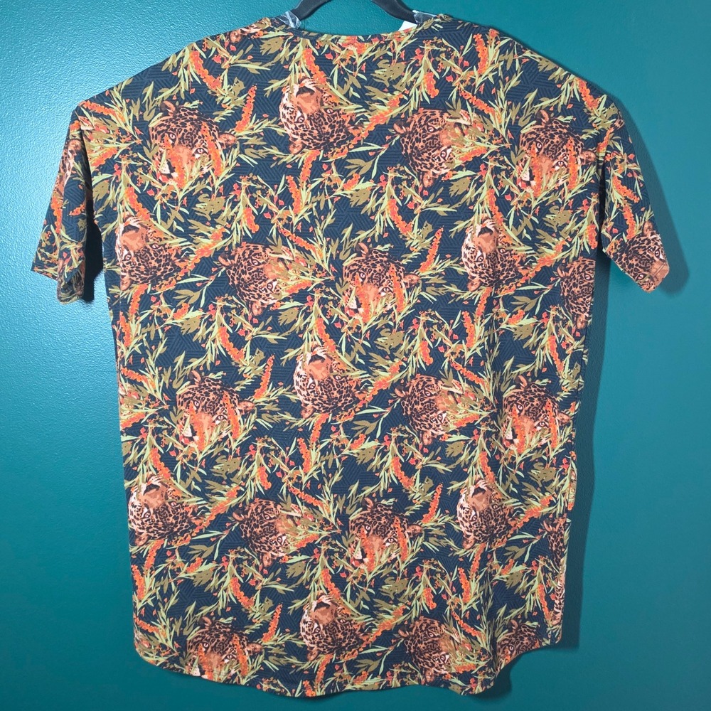 LuLaRoe Irma Tunic Top Women Medium Leopard Tropical Print High Low Short Sleeve - Picture 4 of 5